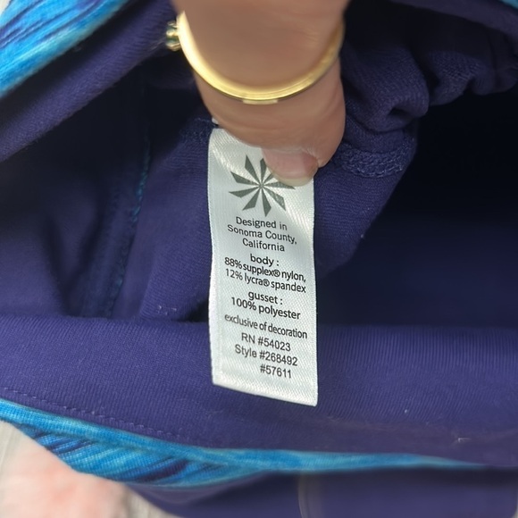 ATHLETA Flare Leggings - Picture 4 of 7